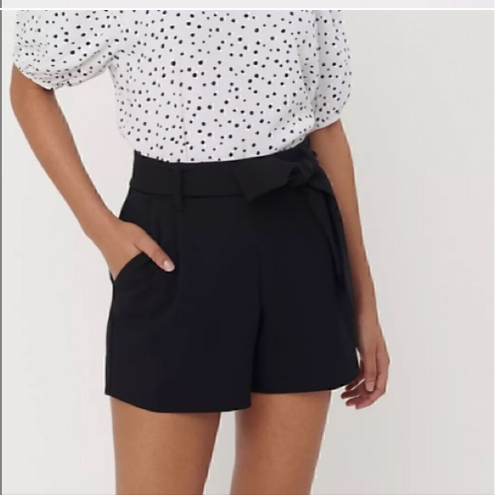 Loft Black Dressy Tie Waist Belted Shorts Size 10